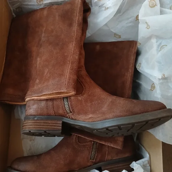 Born  Britton Over The Knee Tall Leather Boots Size 6 for Wom…