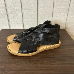 Born IWA Woven Sandals, size 7.