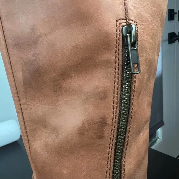 BORN SHAUNIE LEATHER TALL RIDING BOOTS IN BROWN NWT WOMEN'S SIZE 6