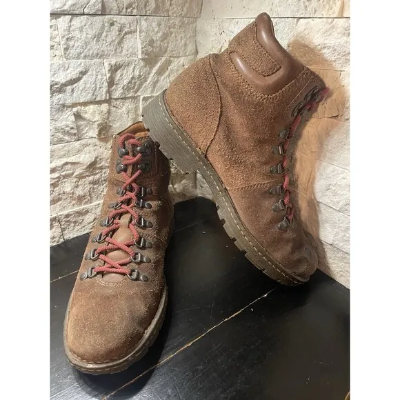 BORN STOCK BROWN STONE SUEDE Hiking Boots M2775 Size US 9.5/ 43 Red Laces