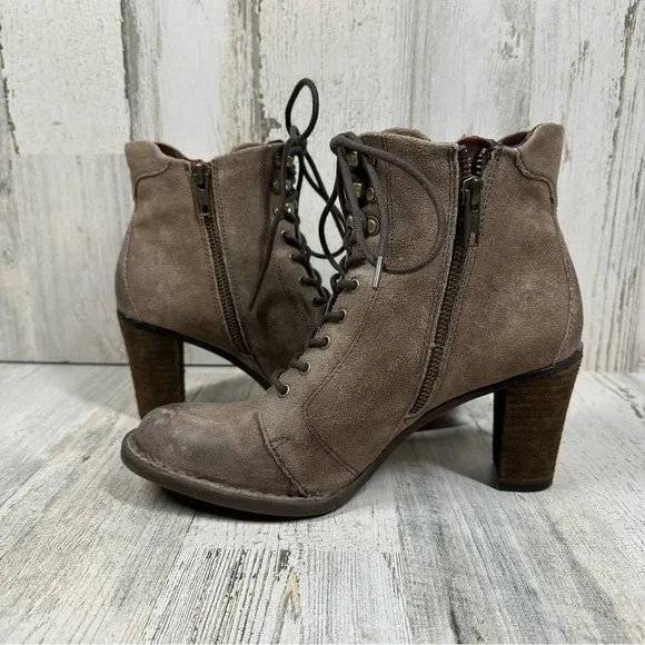 Born Taupe Tan Suede Lace-Up Ankle Boots with Block Heel #569