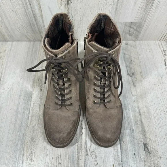 Born Taupe Tan Suede Lace-Up Ankle Boots with Block Heel #569