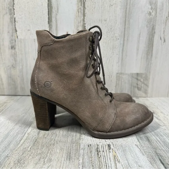 Born Taupe Tan Suede Lace-Up Ankle Boots with Block Heel #569