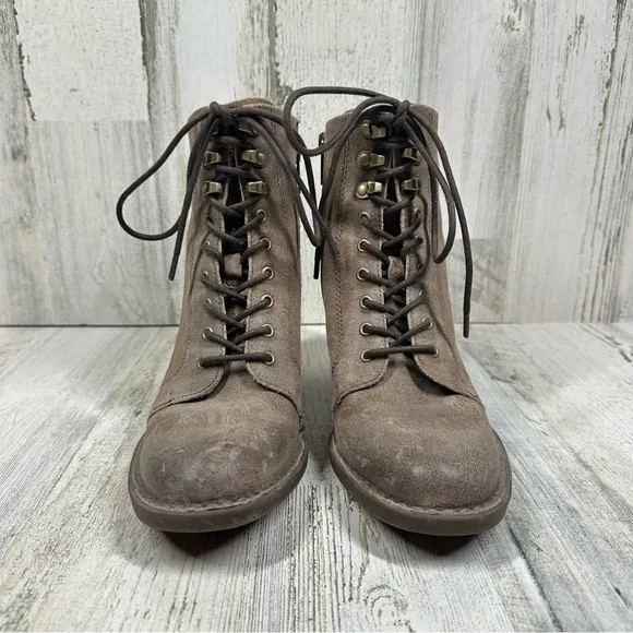 Born Taupe Tan Suede Lace-Up Ankle Boots with Block Heel #569