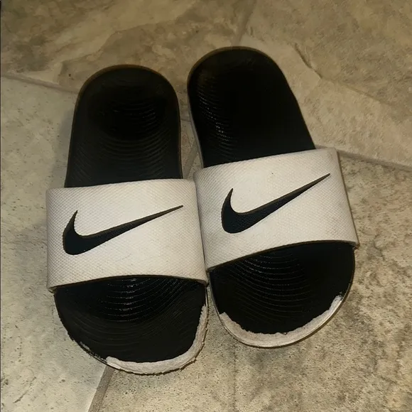 Boys 4 Pair Sandal Bundle Size 1Youth