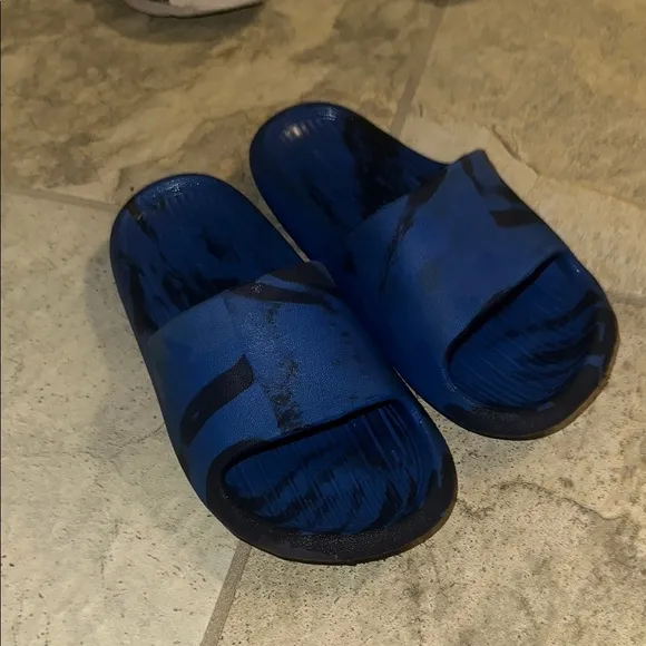 Boys 4 Pair Sandal Bundle Size 1Youth