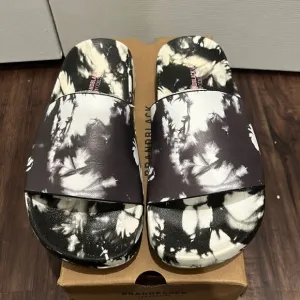 Brand Black LA/Electric &amp; Rose Black &amp; White Sandals, Size 7.5