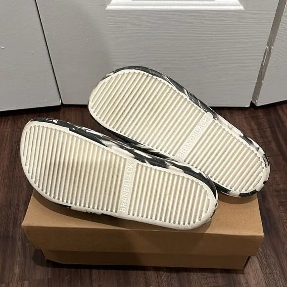 Brand Black LA/Electric &amp; Rose Black &amp; White Sandals, Size 7.5