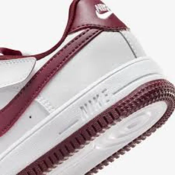 Brand New Nike Air Force 1 Low Easyon White/Team Red Kids Preschool Casual Shoes