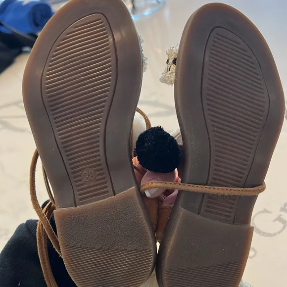 Brand new with box Miss Grant little girls sandals with tie on the ankle size28