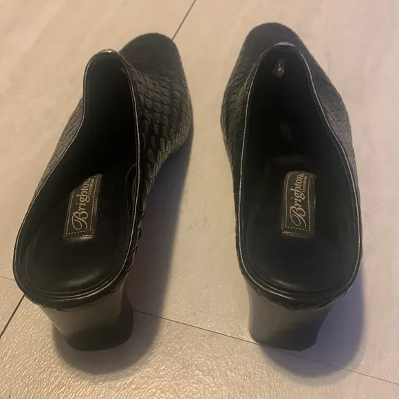 Brighton Tynan Brown Leather Basketweave Mules Slip on Shoes Size 9.5M
