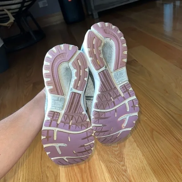 Brooks Adrenaline GTS 20 Womens Shoes Size 9 B Gray Purple Running Athletic