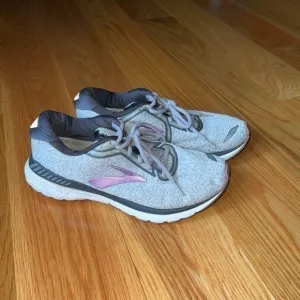 Brooks Adrenaline GTS 20 Womens Shoes Size 9 B Gray Purple Running Athletic