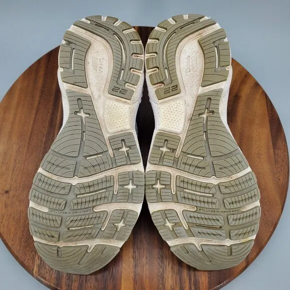 Brooks Adrenaline GTS 22 Shoes Women's 9 Gray Running Gym Athletic Sneakers