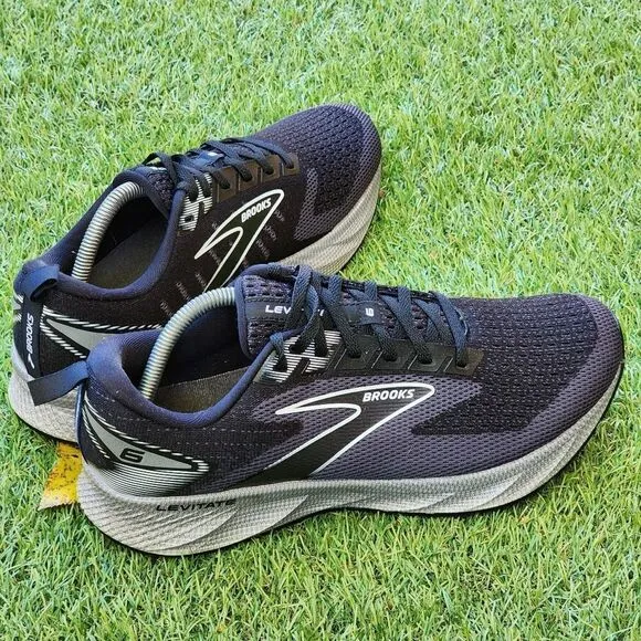 BROOKS LEVITATE GTS 6 - Women's Sneakers - SIZE 11