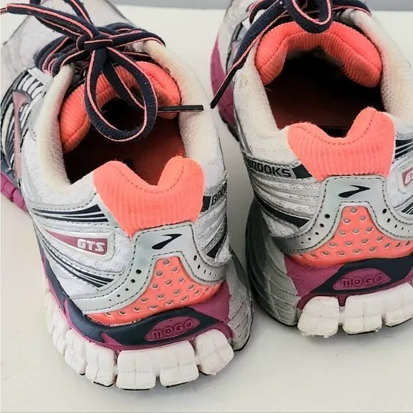 Brooks mogo athletic shoes women's size 7