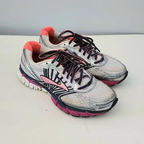 Brooks mogo athletic shoes women's size 7