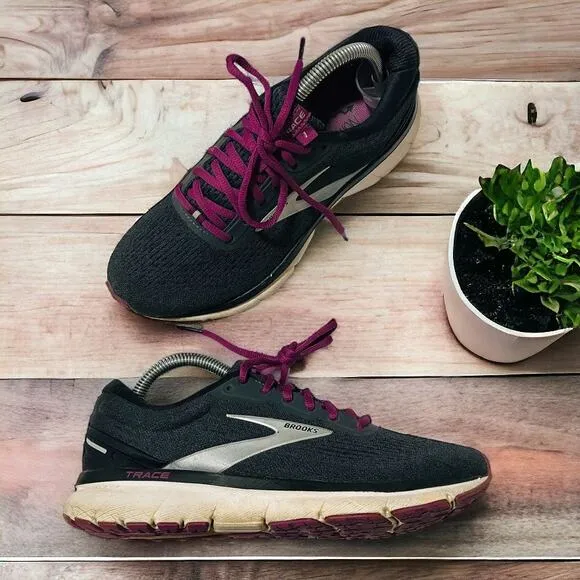 Brooks Trace 1 Running Shoes Womens 9 Black Purple Athletic Sneaker 1203511B021