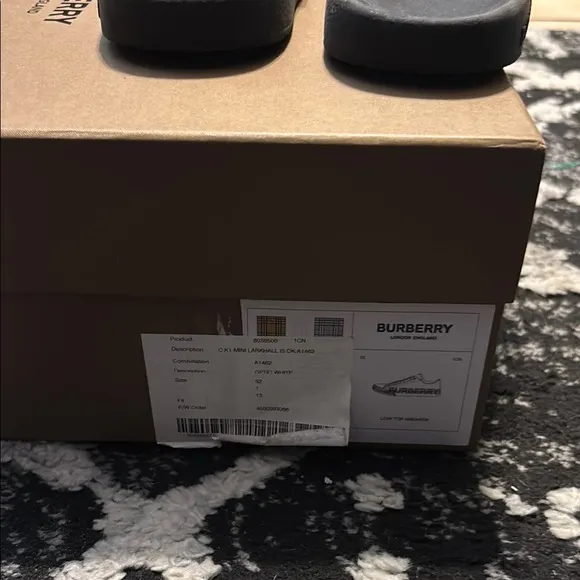 Burberry slides little, boy