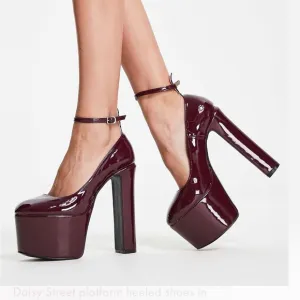 Burgundy Platform Heeled Shoes