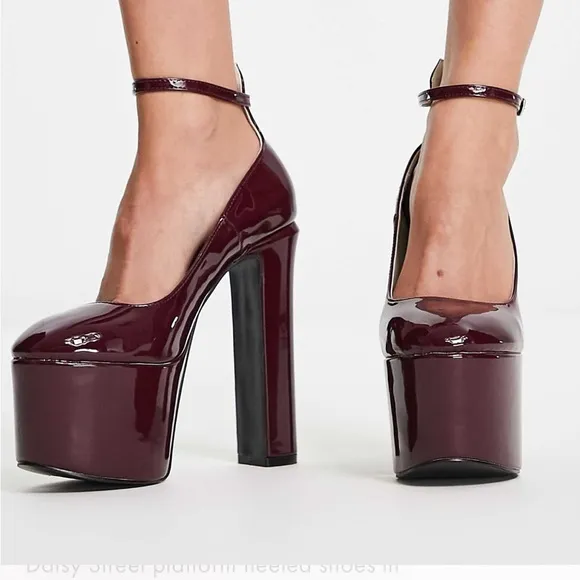 Burgundy Platform Heeled Shoes