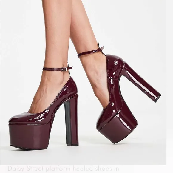 Burgundy Platform Heeled Shoes