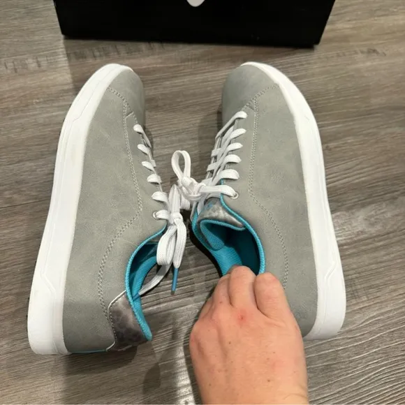 Callaway Del Mar Grey Blue Spike Lace Up Athletic Golf Shoes Sneakers CGW602GR