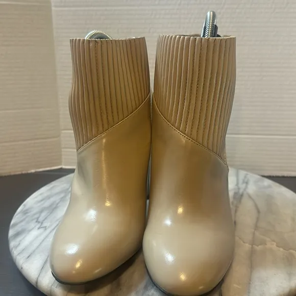 Calvin Klien ankle boots