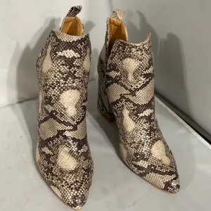 Cape Robbin Ankle Boots Je Snake Skin Size 9