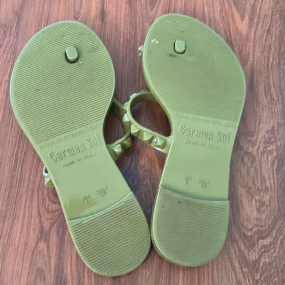 Carmen SOL jelly green sandals size 6 studs
