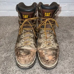 Caterpillar P90979 Men's Alaska 2.0 8&quot; Steel Toe Waterproof Boot Men’s US 9.5