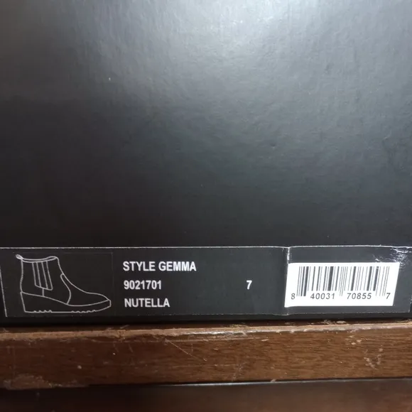 Cecelia New York Gemma Wedge Boot in Nutella New Size 6.5, 7