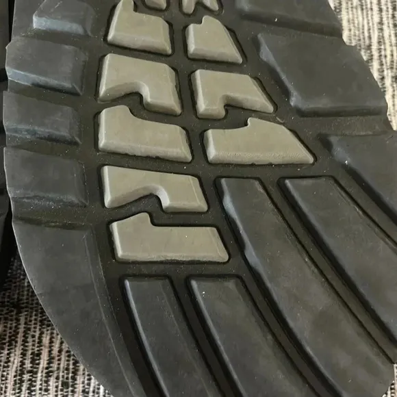 Chaco mens sandals sz 13 unisex