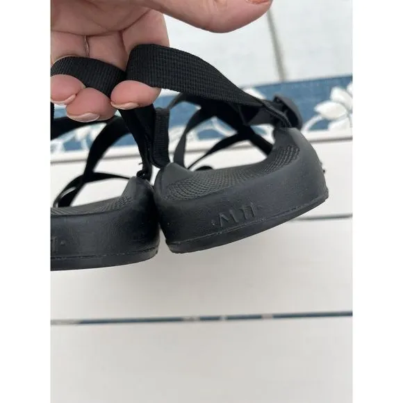 Chacos  Sandals Men’s Size 11 - Black