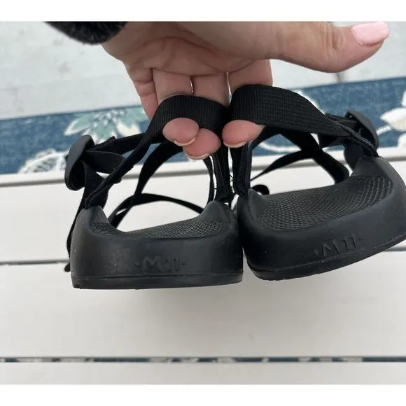 Chacos  Sandals Men’s Size 11 - Black