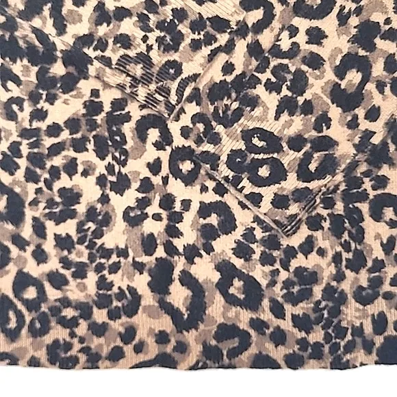 Charter Club Cashmere Sweater Crew Neck Leopard Cheetah Animal Print NWT Sz. Sm.