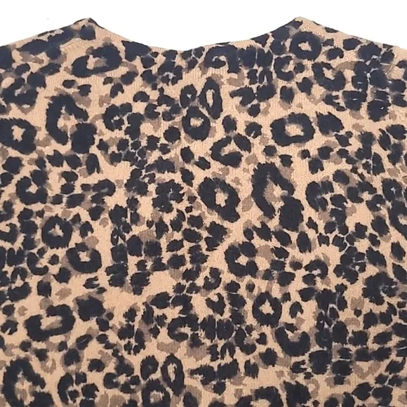 Charter Club Cashmere Sweater Crew Neck Leopard Cheetah Animal Print NWT Sz. Sm.