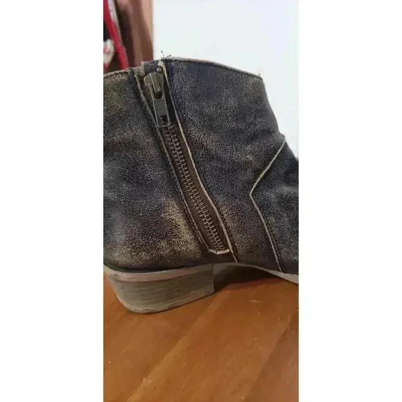 Circle G by Corral Studded Ankle Boots distressed royal blue brown womens size 7