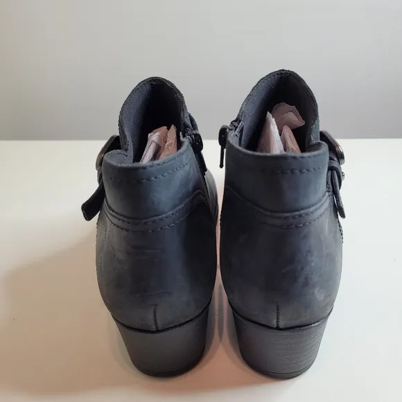 Clarks Adreena Leather Ankle Boots Black Size Women's 7.5 NEW