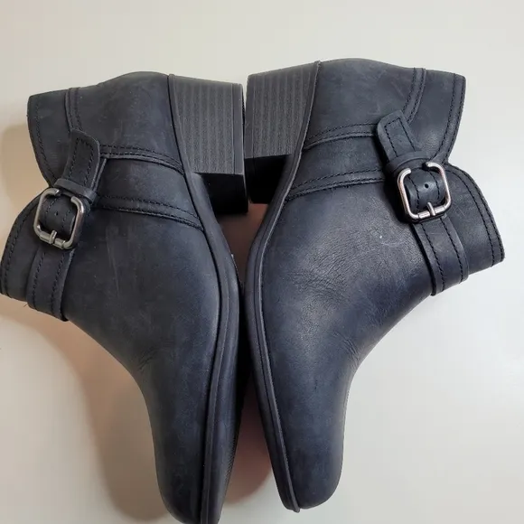 Clarks Adreena Leather Ankle Boots Black Size Women's 7.5 NEW