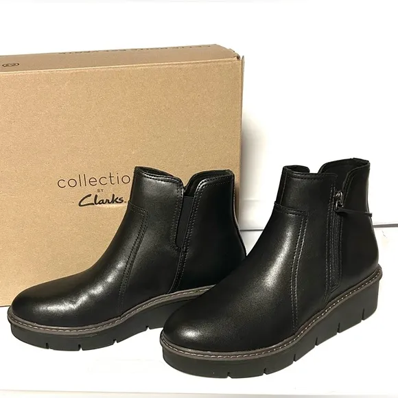 Clark’s Airabell Zip Black Smooth Black Ankle Boots Size 7.5 Medium NIB