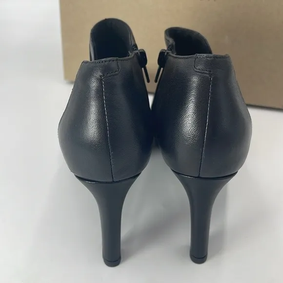 CLARKS AMBYR HOPE BLACK LEATHERCUIR NOIR ANKLE BOOTS
