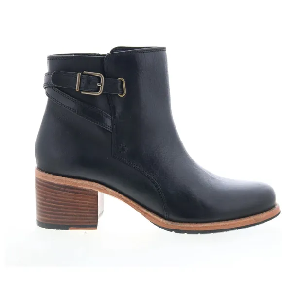CLARKS Clarkdale Jax Boots Black Leather size 9