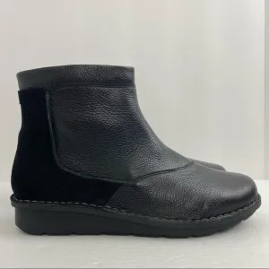 Clarks Collection size 11 Michela Petal Black Leather Ankle Boots