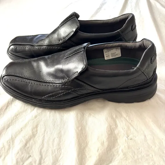 Clarks Gessler Step Black Leather Loafers Extreme comfort SZ 11 M NWOT
