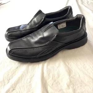 Clarks Gessler Step Black Leather Loafers Extreme comfort SZ 11 M NWOT