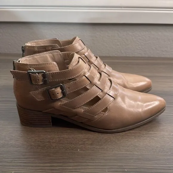 Clarks Leather Buckle Tan Taupe Ankle Boots Size 8