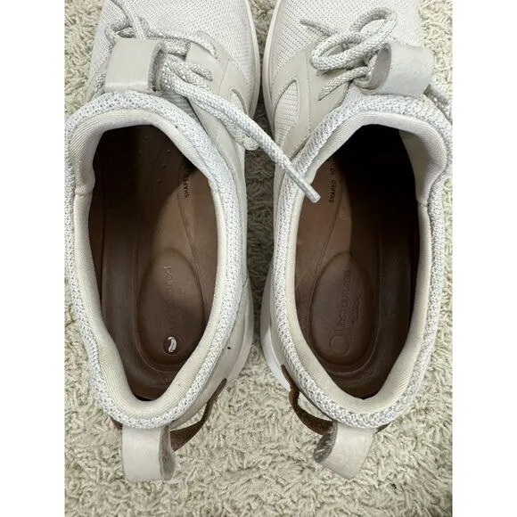 Clarks Men's Un Globe Run Casual Lace Up Sneaker Shoes Ivory‎ Size 9.5 Comfort