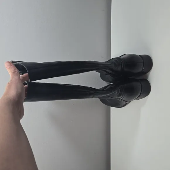Clarks Tall Leather Zippered Black Boots