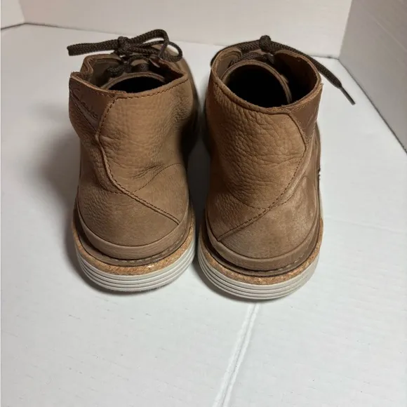Clarks Tan Chukka Boots with Moccasin Toe and Crepe Sole